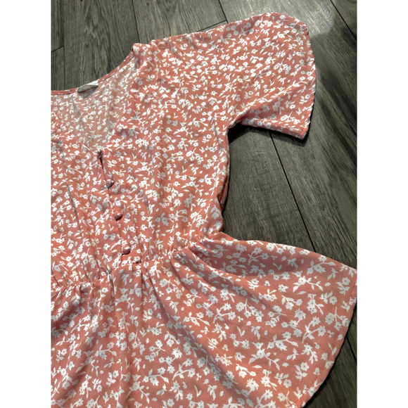 Sienna Sky Pink/Peach Nice Flare Blouse Size XS Worn Twice - Picture 3 of 4